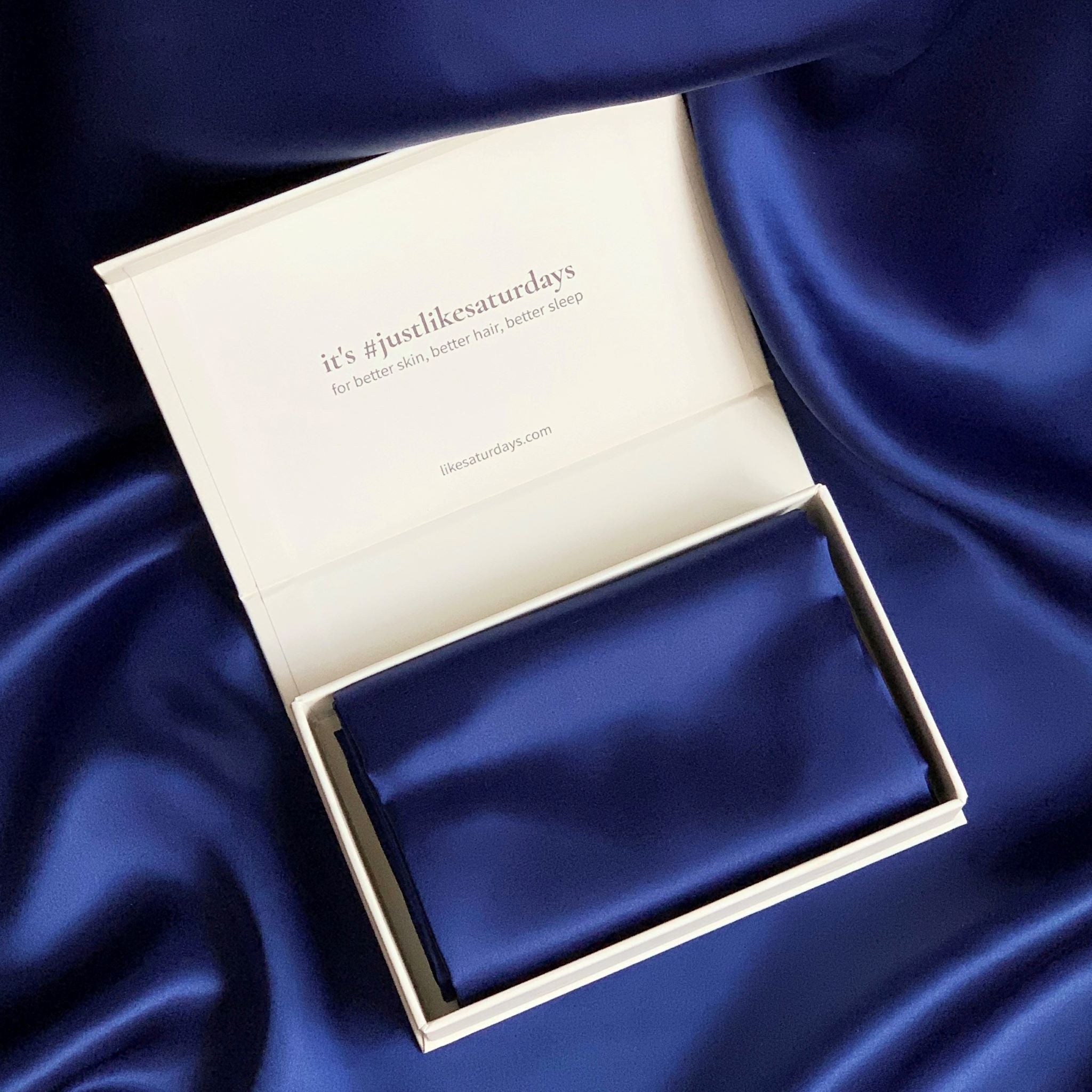 silk pillowcase - navy