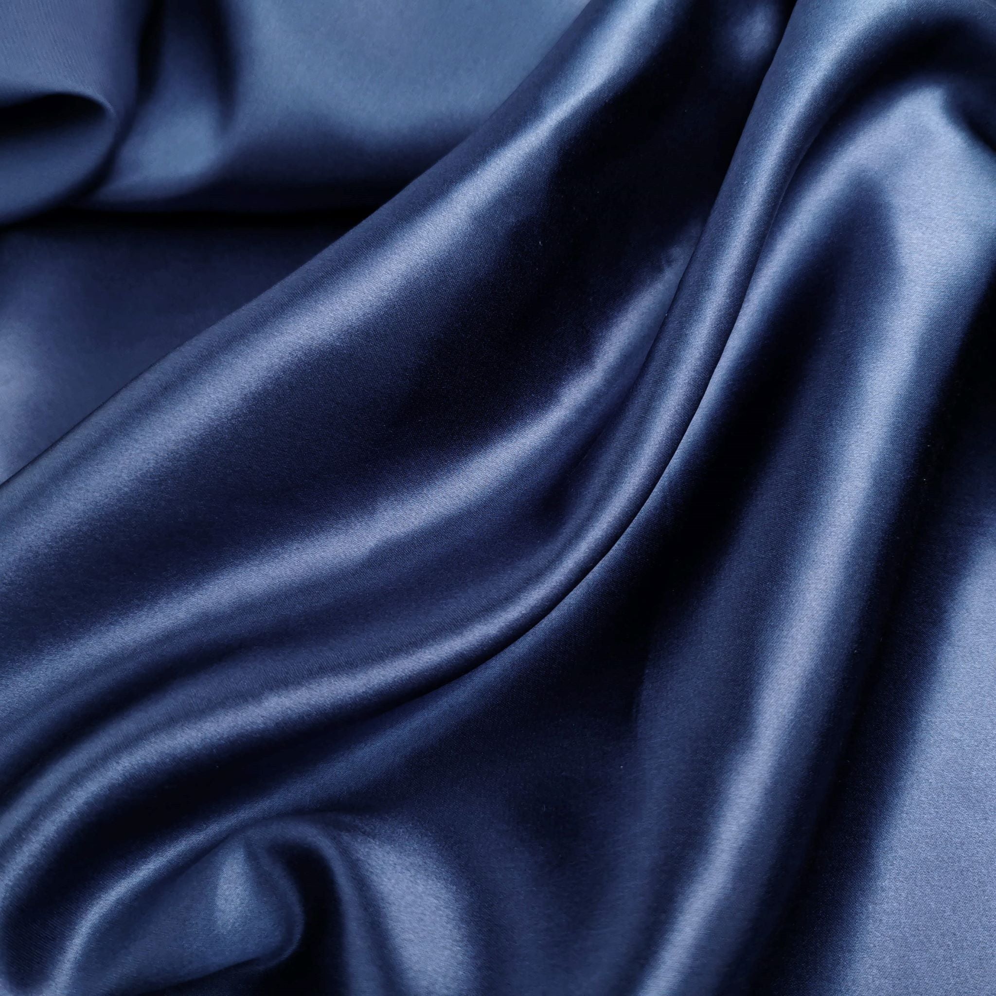 silk pillowcase - navy